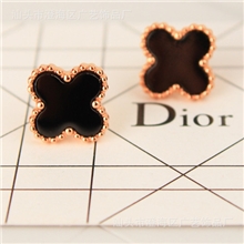 四叶草耳钉钛钢镀18K玫瑰金幸运草不掉色厂家1件起批