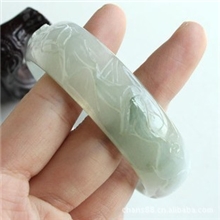翡翠手镯a货冰种雕花镯子天然玉镯缅甸玉手镯带证书