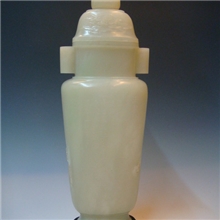 清代白玉御题诗瓶