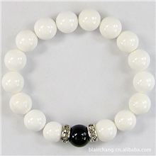 超热卖白砗磲黑玛瑙手链辟邪护身手链可以定制低价供应