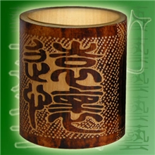 厂家批发手工雕刻笔筒，竹雕工艺品，礼品