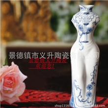 景德镇瓷器手绘青花瓷瓶现代陶瓷旗袍家居工艺摆件