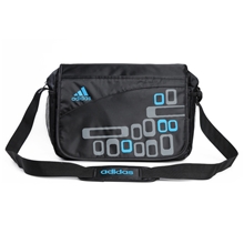 厂家直销2013年升级版圈圈时尚休闲运动型中学生斜挎书包