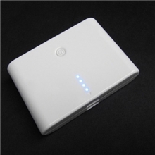 批发8800mAh大容量通用型移动电源时尚安全环保手机充电宝