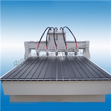 供应国内最先进的激光雕刻机