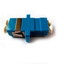 专业供应优质电信级LC光纤适配器