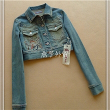 批发女士新款外贸原单牛仔外套系扣翻领大码刺绣牛仔衣