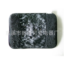 【厂家直销】插手毛绒电暖宝娃娃电暖宝138幻彩锦缎电暖宝