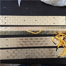 供应【专版挂历条-专版挂历夹条-装订条-专版挂历配件】