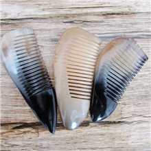 厂家直销12厘米以下天然牛角梳优质黄牛角梳非洲牛角梳