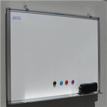 厂家生产，高级单面铝边白板、绿板、黑板，承接定制