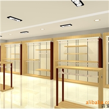 广州型意展柜有限公司专业设计生产皮具展示柜.精品展示柜