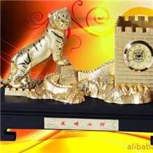 供应老虎礼品庆典礼品虎啸山河摆件