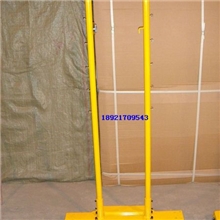 厂家直销7049全铸铁双柱型羽毛球柱羽毛球网架送球网