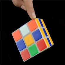 魔方瞬间还原魔方刘谦一秒还原魔方玩具批发魔术道具厂家批发