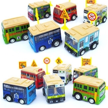 儿童玩具回力小公交车巴士车六个装有路标儿童卡通公交车礼盒装