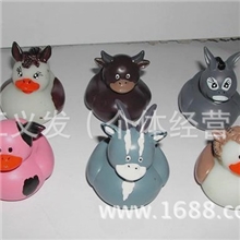供应环保pvc玩具,万圣节鸭子玩具,节日促销品,香港大黄鸭,玩具批