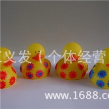专业生产环保pvc玩具,塑胶玩具,戏水鸭子,搪胶鸭子钥匙扣,小黄鸭