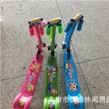 铁制宽板可乐形三轮滑板车厂家直销质量保证新产品热销滑板车