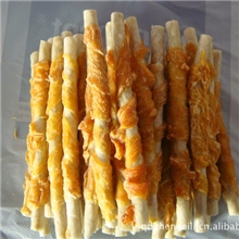 青岛真给力供应狗狗零食鸡肉绕钙奶骨粒棒欢迎有意者咨询选购