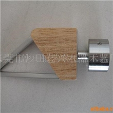 提供木器工艺品加工/木制窗帘头加工/办公摆件