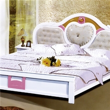 [特价批发560元]白色烤漆1.8米双人家居床带软皮垫