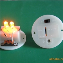 供应38毫米AG13纽扣电池盒LED机芯彩色小夜灯灯座玩具电子配件