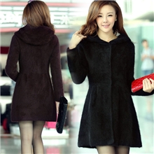 2013秋冬新品韩版高档正品女装连帽收腰长款貂绒大衣批发代理