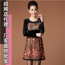 秋冬新款重工网纱亮片花蕾丝拼金丝绒连衣裙【Q0071】免费加盟