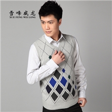 秋冬新款外贸男装V领菱形格子韩版毛衣男士毛衣批发来样定做