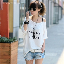 女装2013新款夏装韩版宽松露肩一字领字母白色短袖T恤