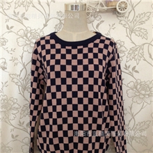 现货2013新女秋装复古格子宽松圆领长袖薄毛衣2133034240