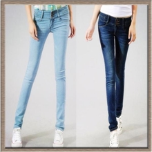 女装小脚铅笔牛仔裤女新款三排扣牛仔裤女式韩版女长裤韩国批发