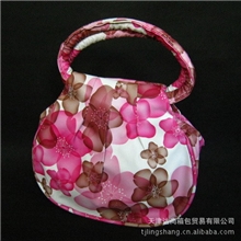 热销地摊货源小额混批2012韩版休闲女包漆皮亮面小手包