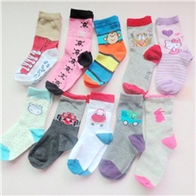 3----5岁左右纯棉儿童袜子批发百种款式花色随机发