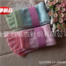 冬季超保暖外贸尾单羽毛纱地板五指袜,手感丝滑,柔软舒适