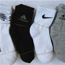 大电脑运动袜亏本促销男士批发网地摊男袜义乌厂家直销中筒袜子