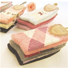 【伙拼】厂家批发袜子秋冬款可爱兔羊毛女袜加厚保暖羊毛袜