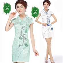 厂家亏本清货时尚改良夏装绿色清新连衣裙斜纹绣花修腰旗袍裙