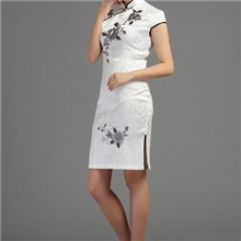 批发供应2013最新时尚改良手工盘扣绣花短袖修身唐装短旗袍C03-1