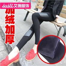 2013秋冬爆款加绒加厚打底裤左右不规则仿皮拼接超酷九分裤