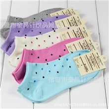 厂家直销淘宝爆款女士纯棉船袜隐形浅口运动短袜子批发小波点