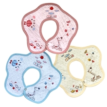 【广东产地】厂家直供品牌婴儿用品热销版竹纤维花瓣围嘴5791