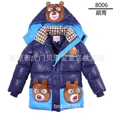 广东深圳童装儿童加厚羽绒服背袋熊大中国卡通童装批发