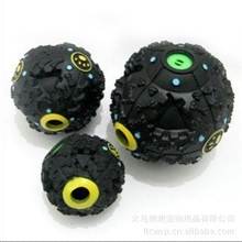 现货供应漏食球宠物发声玩具宠物怪叫球怪声发声漏食球