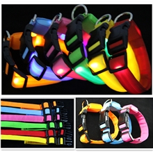 厂家直供宠物项圈狗项圈LED项圈牵引带发光项圈可混批