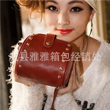 2013小清新韩版可爱铆钉小包包斜挎包pu单肩包女跨包