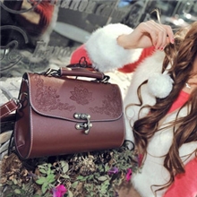 包包女包2013年新款女巫的漆器吉卜赛复古包雕花箱单肩包女包包