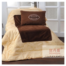 厂家直销可定制各种LOGO促销礼品汽车抱枕被福利靠垫被