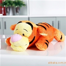 毛绒抱枕抱枕被广告抱枕卡通抱枕被多功能抱枕